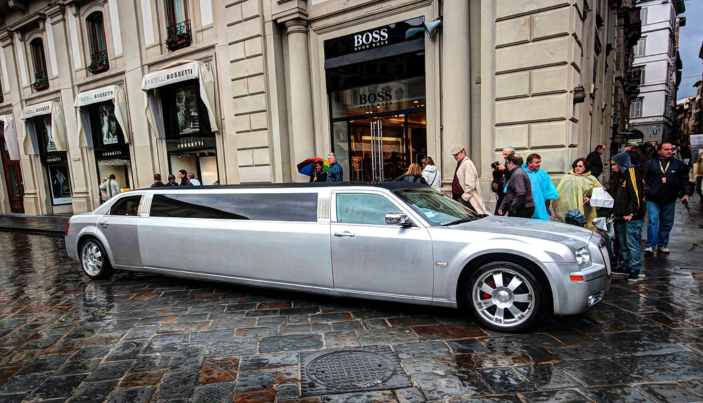 Firenze in Limousine: Lusso in Viaggio!