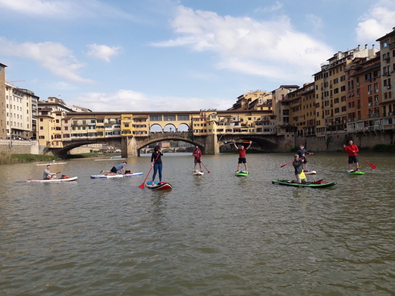 Firenze dal Fiume Arno: SUP tour per tutti!