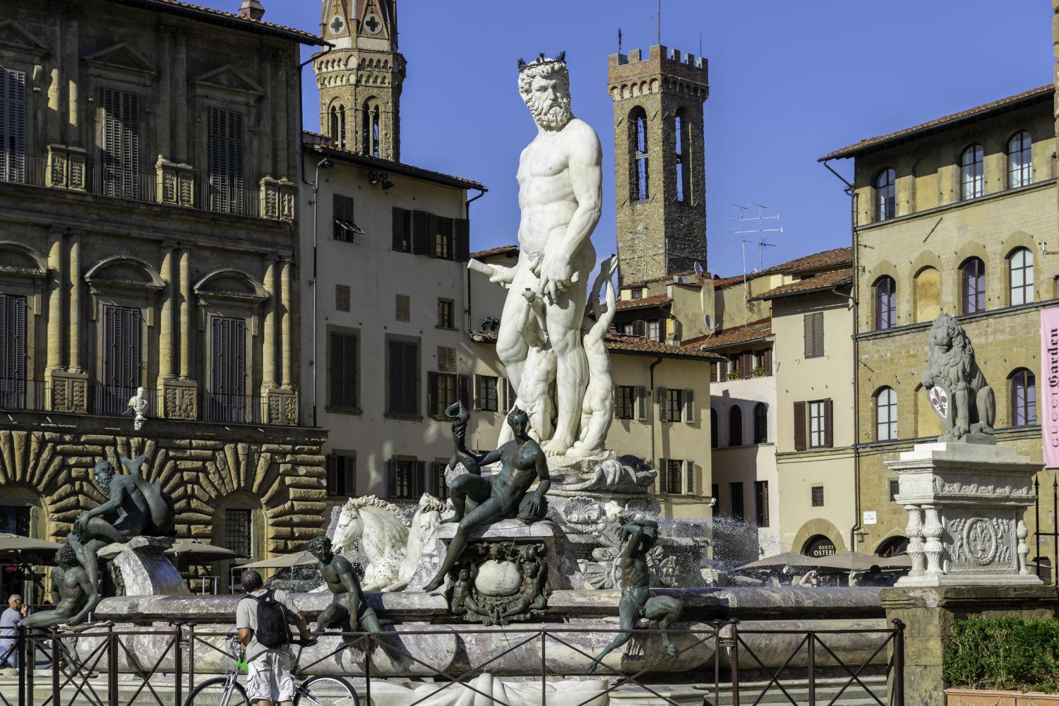 The Squares in Florence The Squares in Florence
